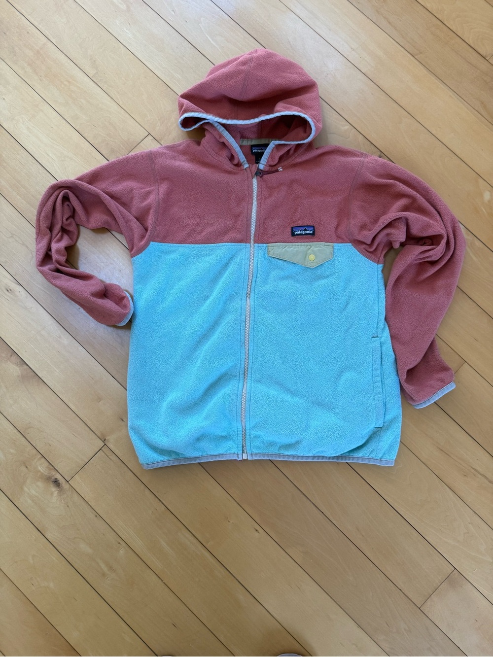 Patagonia Kids’ micro D snap-T zip up hoodie size L